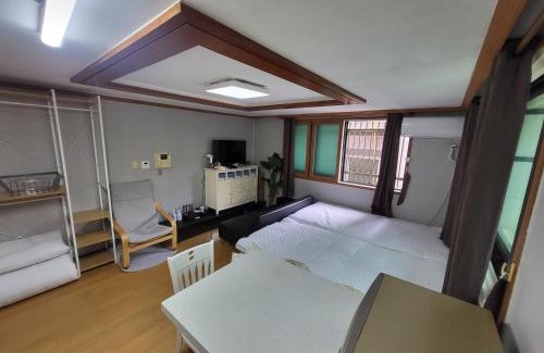 Yeoksam Villa | 5-2202 #Gangnam Stn, 5-min #Yeoksam Stn, 3-min #OTT #Concierge Gangnam Managed