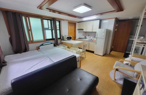 Yeoksam Villa | 5-2202 #Gangnam Stn, 5-min #Yeoksam Stn, 3-min #OTT #Concierge Gangnam Managed