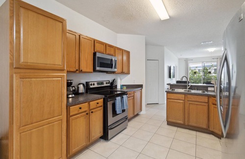 Sunset Ridge House | 5/3 Pool home located in Sunset Ridge Community!