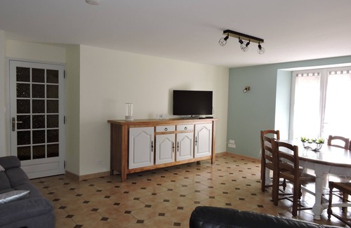 Meurville House | 5-6 person gîte "Chez Marlène" near Nigloland