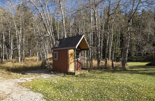 Benchmark House | 5 acres in the Heart of the Beautiful Black Hills Minutes Away From ATV Trails