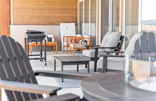 Kimberling City House | 5 Bd | 7 Bth | Private Indoor Pool | Hot Tub | Ping Pong | Foosball | Firepit