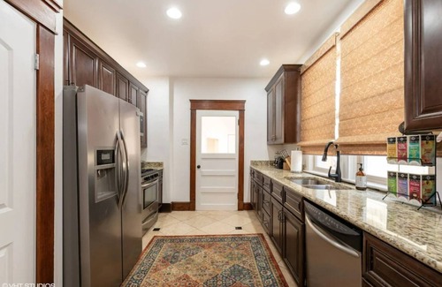 Downtown Salt Lake City House | 5 bd Remodeled Private Home +2 Kitchens + Backyard Oasis+ Best Downtown Location