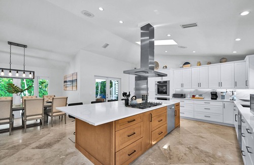 Tropic Isle House | 5 bed home in Tropic Isle