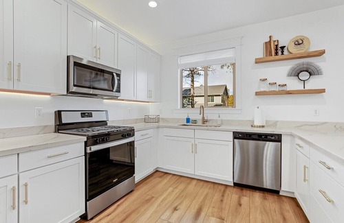 Flagstaff House | 5 Bedroom 3 bath, less than 5 miles from Downtown Flagstaff/NAU
