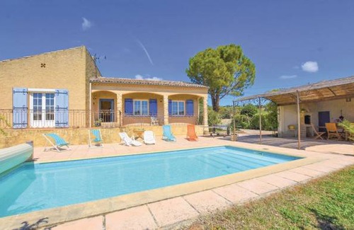 Cairanne House | 5 bedroom accommodation in Cairanne