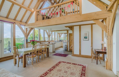 Littlebredy Cottage | 5 bedroom accommodation in Martinstown, near Dorcester