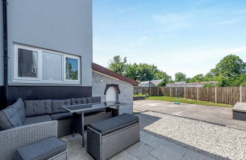 Eglwyswrw Cottage | 5 bedroom accommodation in Eglwyswrw