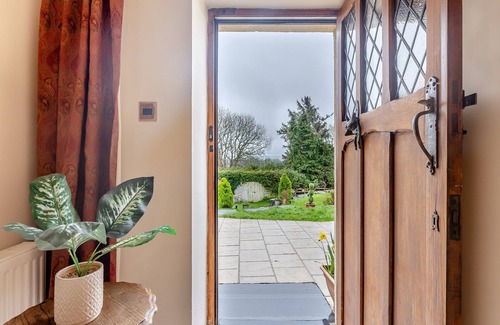 Stapleton Cottage | 5 bedroom accommodation in Blaenplwyf, near Aberystwyth