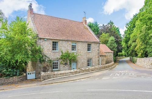 Richmond Cottage | 5 bedroom accommodation in Middleton Tyas, near Richmond