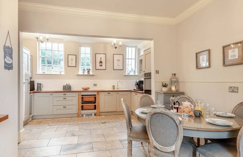 Wainfleet All Saints Cottage | 5 bedroom accommodation in Wainfleet, near Skegness