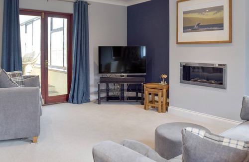 Whitland Cottage | 5 bedroom accommodation in Glandwr, near Narbeth
