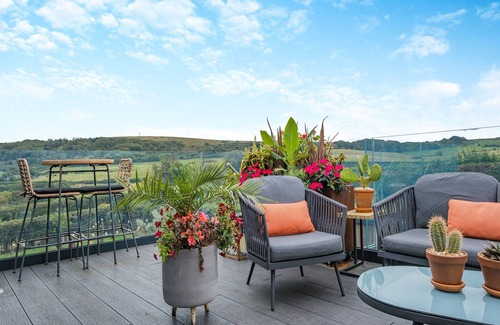 Totland Bay Cottage | 5 bedroom accommodation in Totland