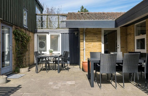 Fjand Badeby House | 5 bedroom accommodation in Ulfborg