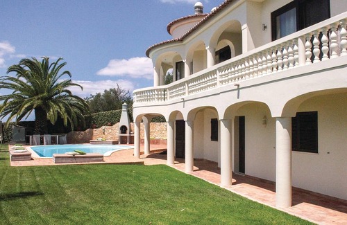 Silves House | 5 bedroom accommodation in Silves