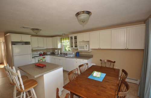 Eastward Look House | 5 Bedroom available for URI 2024/2025