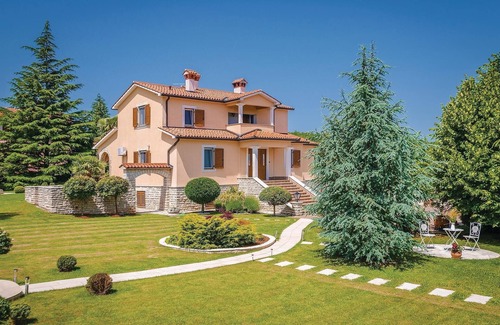Rogocana House | 5 bedroom beautiful home in Labin