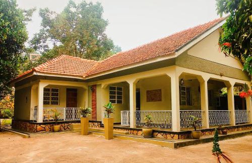 Ntinda House | 5 Bedroom Bungalow in Naguru Suburb - 6Kms from Kampala City Centre