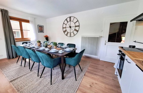 Bregenz Apartment | 5-bedroom Family and Group apartment with WiFi and AC in Bregenz