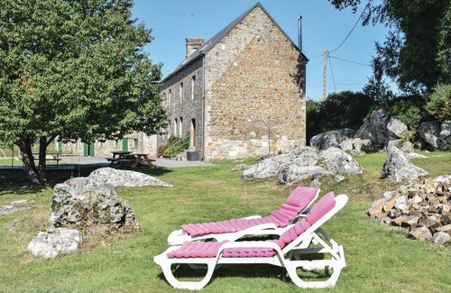 Saint-Clement-Rancoudray House | 5 bedroom accommodation in St.Clement Rancoudray