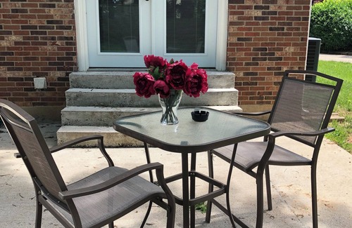 Buechel House | 5-Bedroom House In A Nice Neighborhood- Close To Everything - 1 Month Minimum