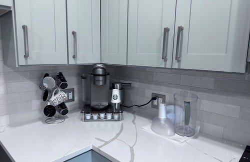 Babcock House | 5-bedroom house with WiFi and AC in Nekoosa 12 min from Necedah sleeps 14