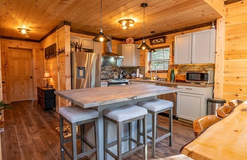 Lake Placid House | 5-Bedroom Log House in Lake Placid
