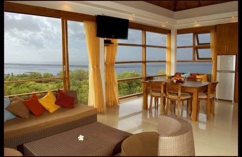 Uluwatu Villa | 5 Bedrooms Ocean Villa in Uluwatu