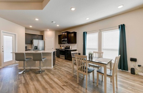 Temple House | 5 Beds Home for your workers