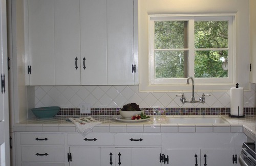 Northeast Carmel House | 5 blks to town, 10 minute walk to beach, quiet neighborhood classic Carmel home