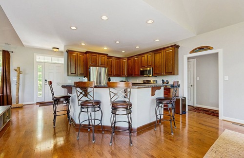 Mineral House | 5 BR lakefront home with private dock, boathouse and firepit/kayaks