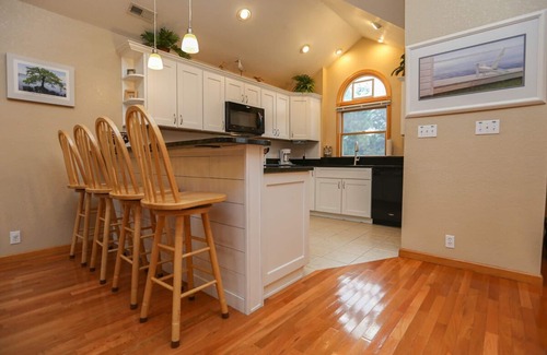Sea Acres House | 5 BR Oceanside Home in Duck - Short Walk to Shops & Restaurants
