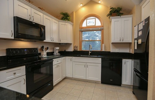 Sea Acres House | 5 BR Oceanside Home in Duck - Short Walk to Shops & Restaurants