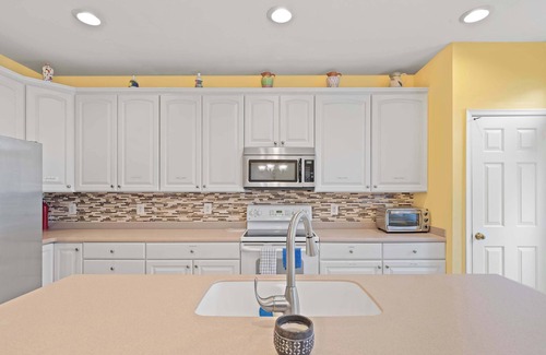 Sunset Island House | 5 Corner Store Ln Sunset Island | Resort Community
