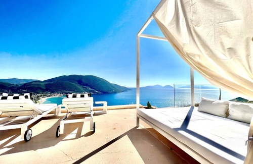 Vassiliki Villa | 5* Get a 10%-25% discount ,Independent Villa With Private Pool