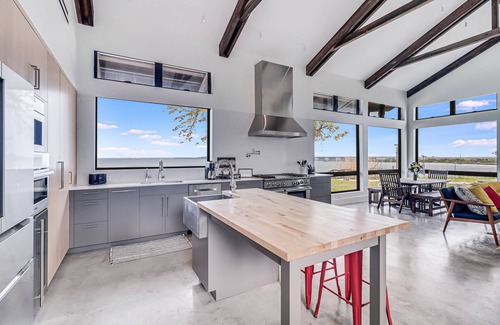Rockport House | 5 houses on a 3 acre private waterfront property. Pier and kayak launch!