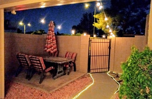 Mesa Grande Condo | 5★ Location. CUBS stadium is directly across the street!