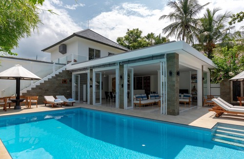 Dencarik Villa | 5 Lovina Beach Villa 20p, for big Groups! Yoga and Meditation!