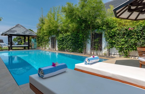 Dencarik Villa | 5 Lovina Beach Villa 20p, for big Groups! Yoga and Meditation!