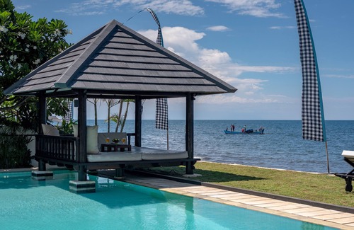 Dencarik Villa | 5 Lovina Beach Villa 20p, for big Groups! Yoga and Meditation!