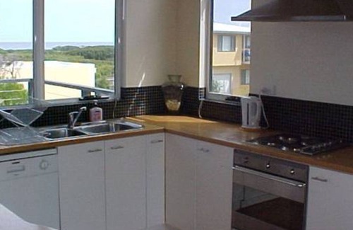 Smiths Beach House | 5 Marlin Street, Smiths Beach - Walking distance to beach