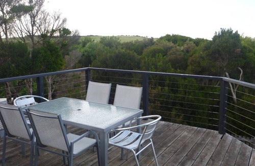 Smiths Beach House | 5 Marlin Street, Smiths Beach - Walking distance to beach
