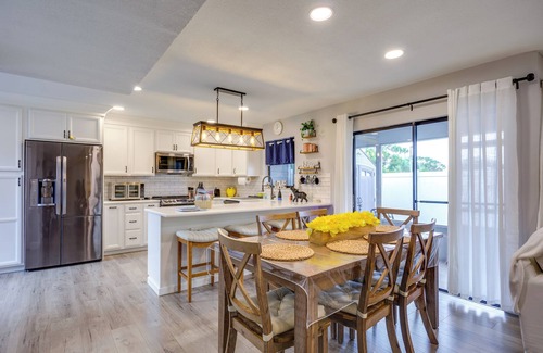 Jupiter Village House | 5 Mi to Beach: Jupiter Townhome w/Pool Access
