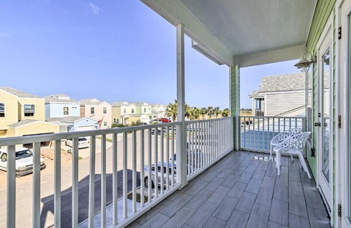 Port Isabel House | 5 Mi to Beach Pet-Friendly Port Isabel Home!