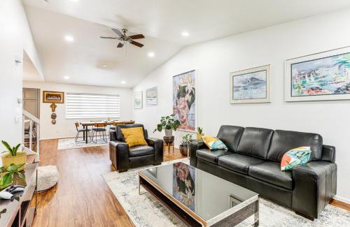Aurora House | 5 Mi to Cherry Creek State Park Home with Yard!