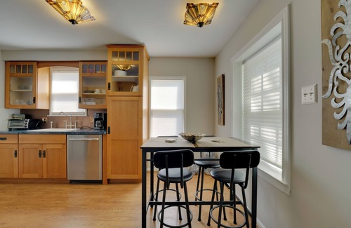 Royal Oak House | 5 Mi to Downtown: Royal Oak Bungalow!