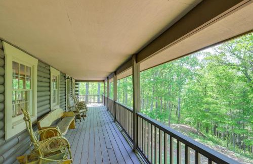 Asheville House | 5 Mi to Dtwn Asheville Tranquil Cabin Retreat!