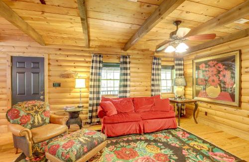 Asheville House | 5 Mi to Dtwn Asheville Tranquil Cabin Retreat!