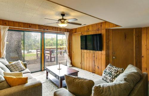 Oroville House | 5 Mi to Lake Oroville Huge Riverfront Home!