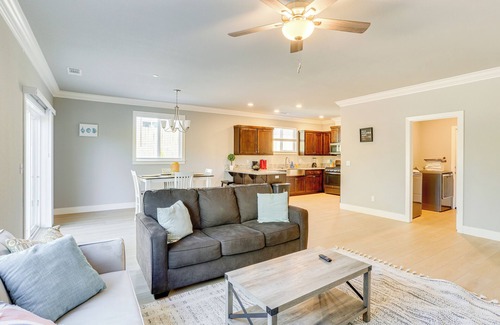 Shasta Lake House | 5 Mi to Shasta Lake: Newly Built Home w/Backyard!